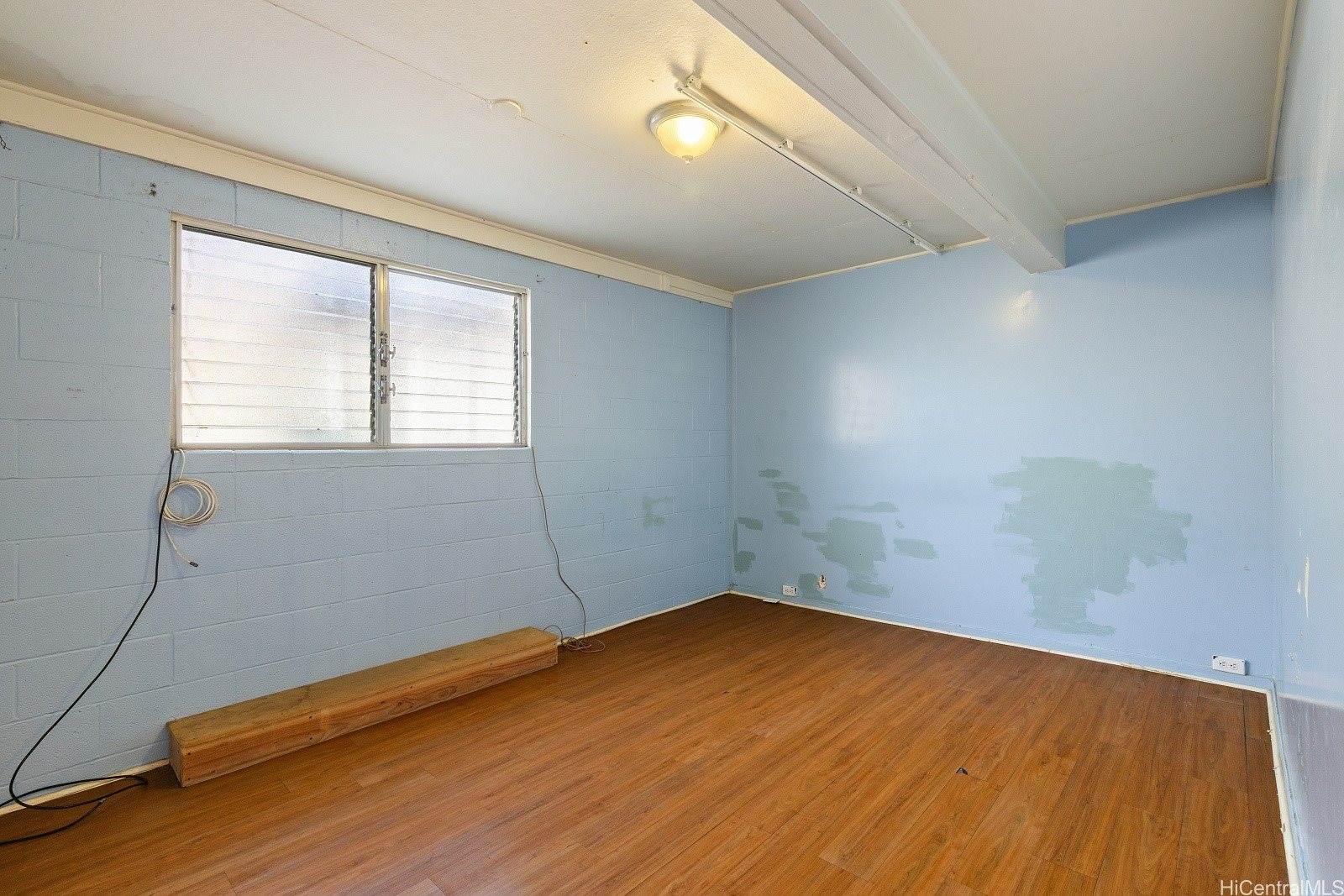 1118 Kaili Street, Honolulu, HI 96819