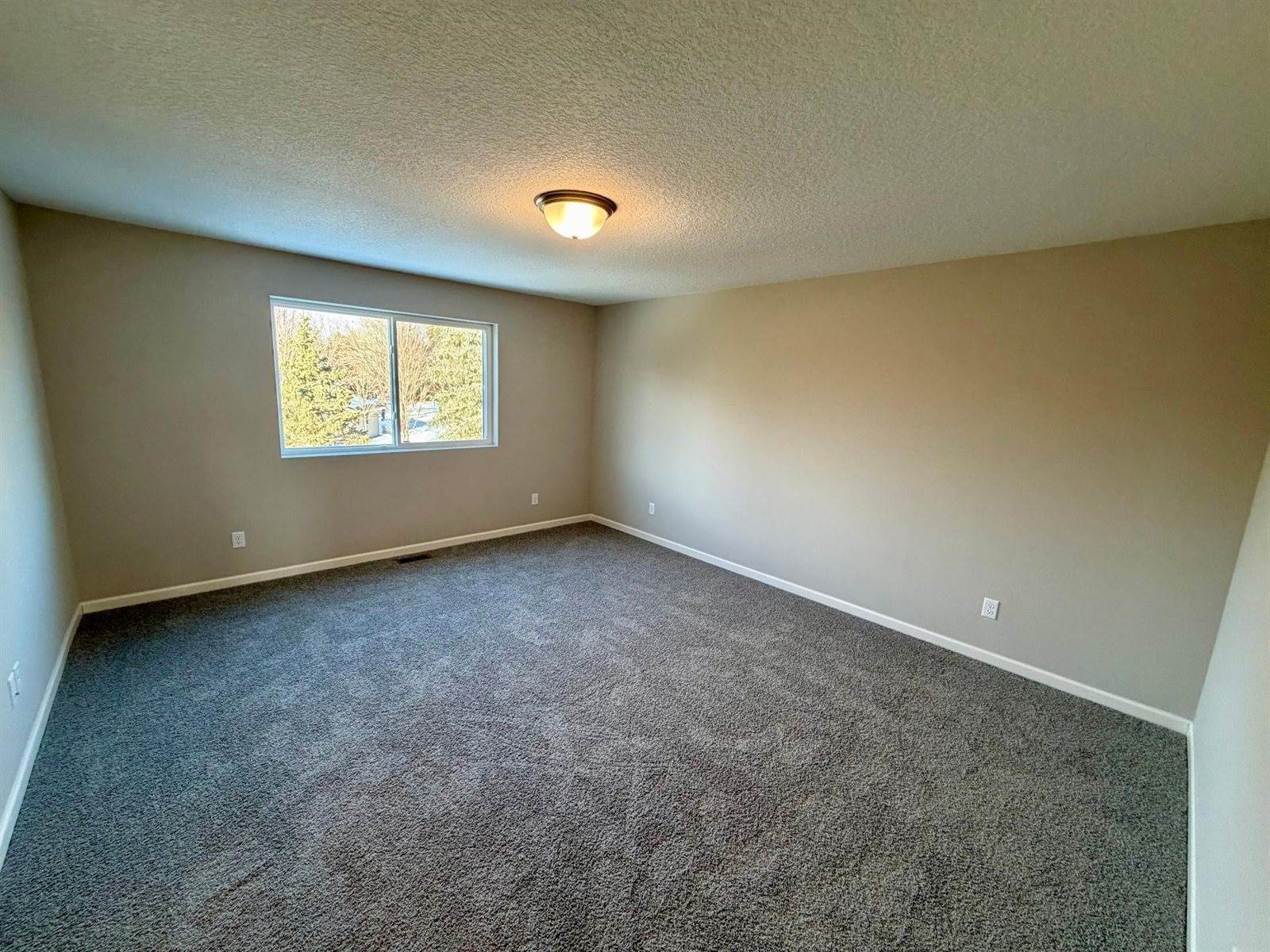 7623 148th Trail NW, Ramsey, MN 55303