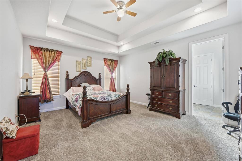 25275 Williams Drive, Justin, TX 76247