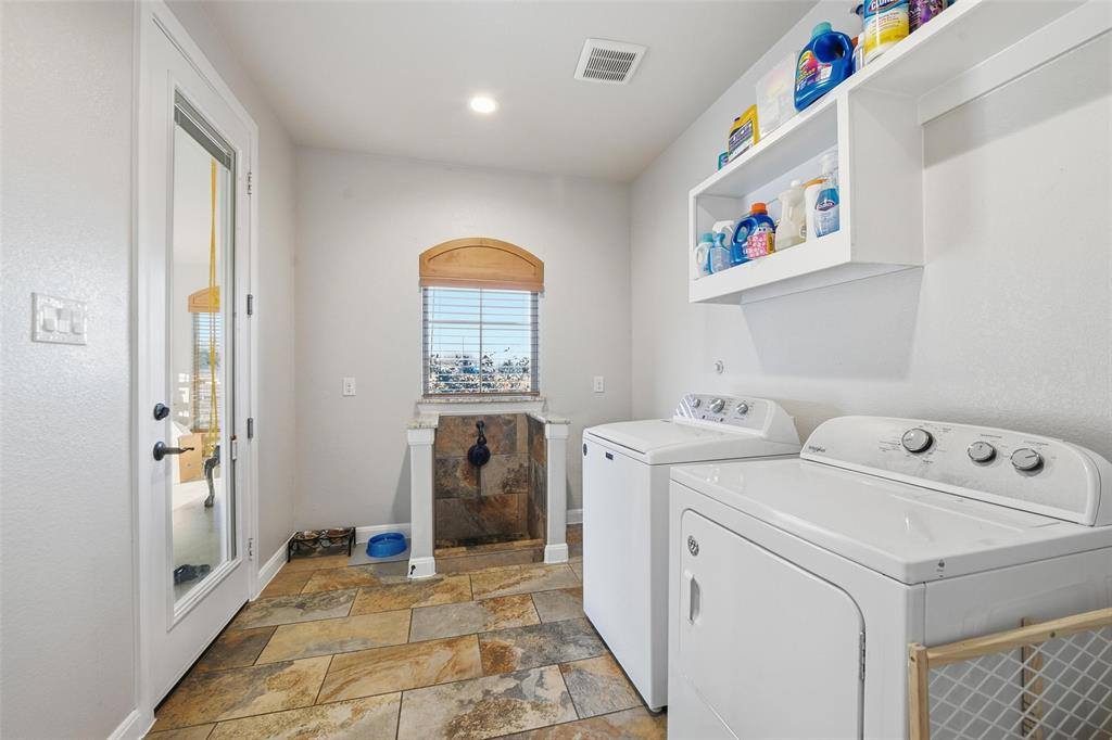 25275 Williams Drive, Justin, TX 76247