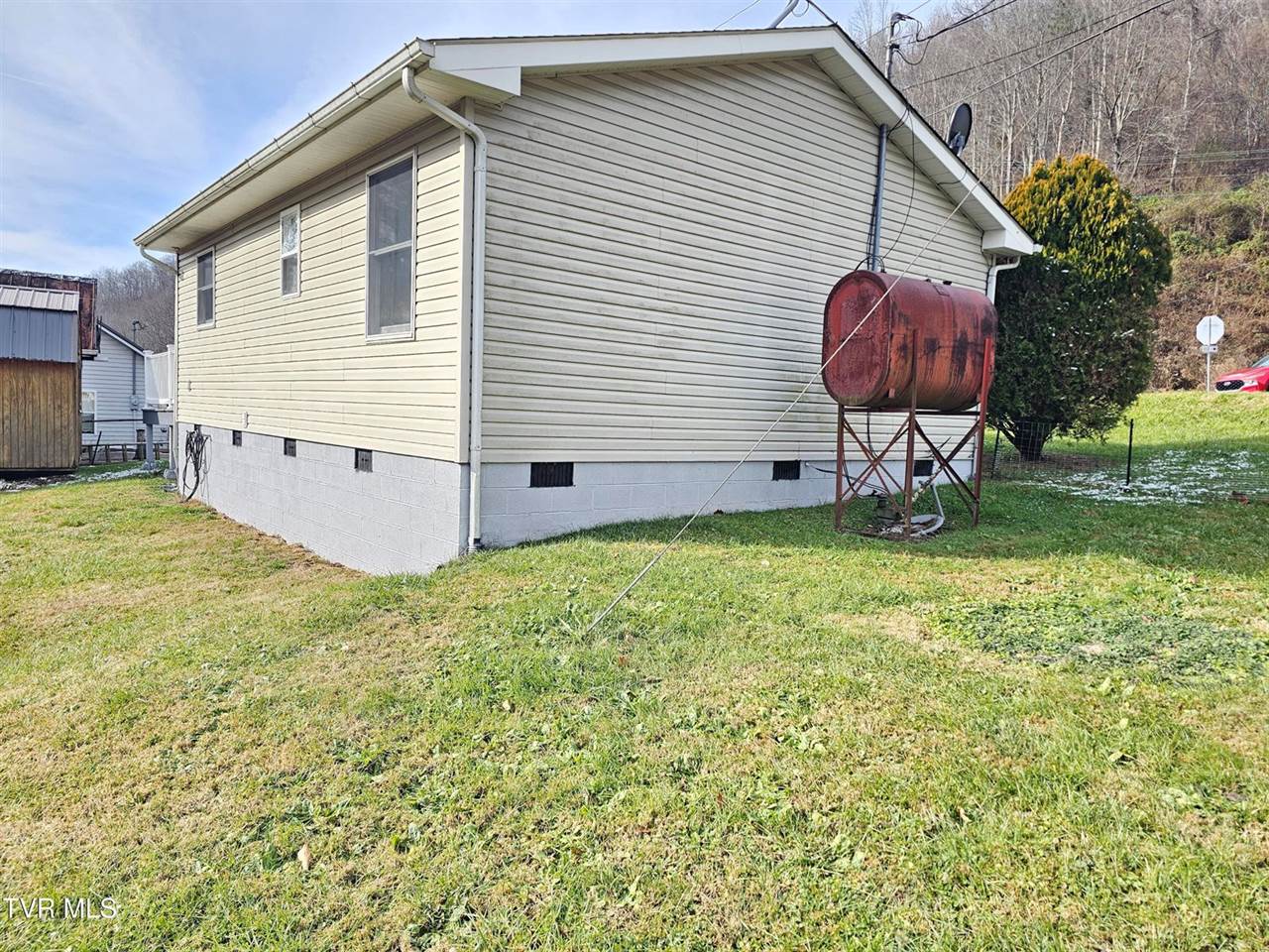 4 Timber Scent, Dante, VA 24237