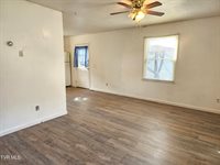 4 Timber Scent, Dante, VA 24237