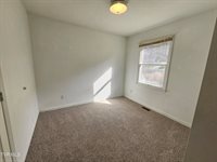 4 Timber Scent, Dante, VA 24237