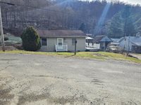 4 Timber Scent, Dante, VA 24237