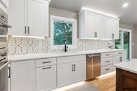 9334 Spring Street, Omaha, NE 68124