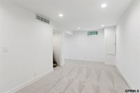 9334 Spring Street, Omaha, NE 68124