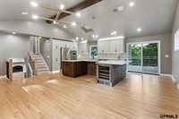 9334 Spring Street, Omaha, NE 68124