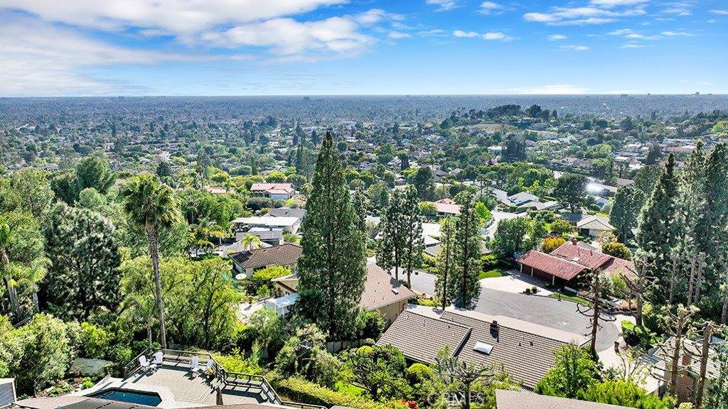 10841 Hideaway, North Tustin, CA 92705