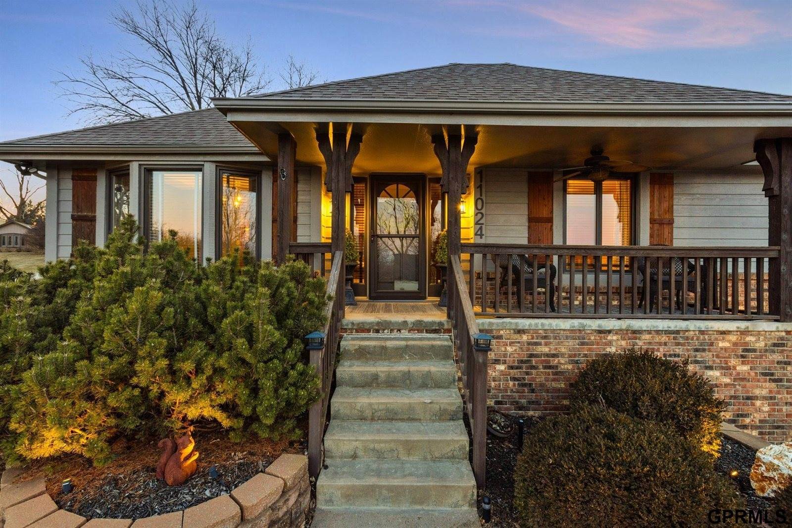 11024 North 61St Street, Omaha, NE 68152