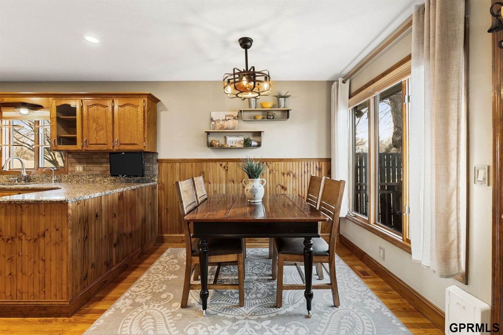 11024 North 61St Street, Omaha, NE 68152