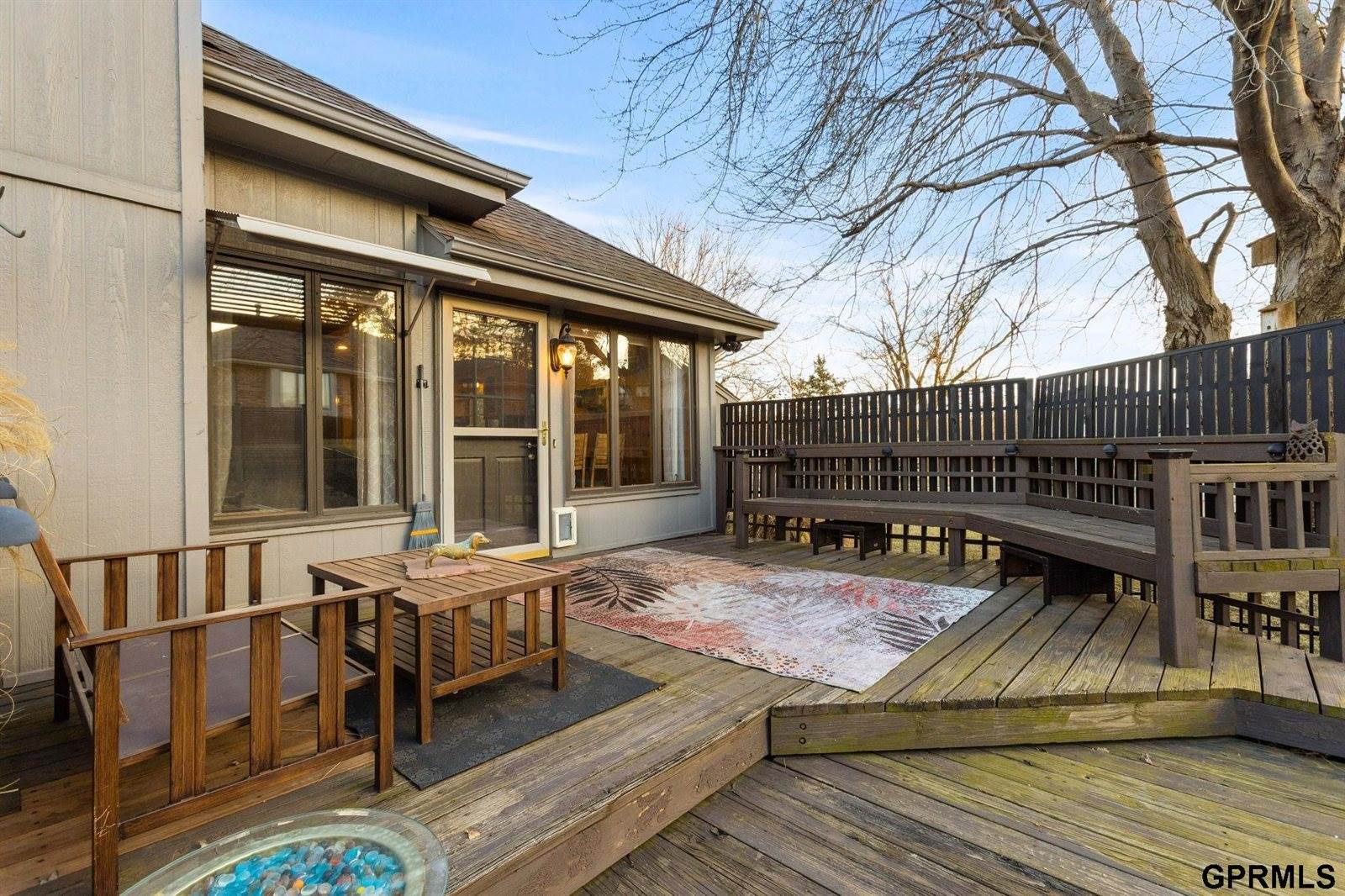 11024 North 61St Street, Omaha, NE 68152