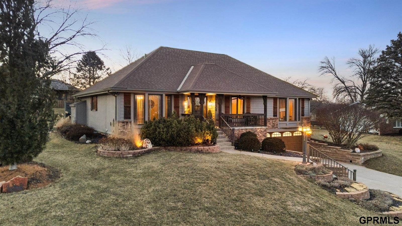 11024 North 61St Street, Omaha, NE 68152