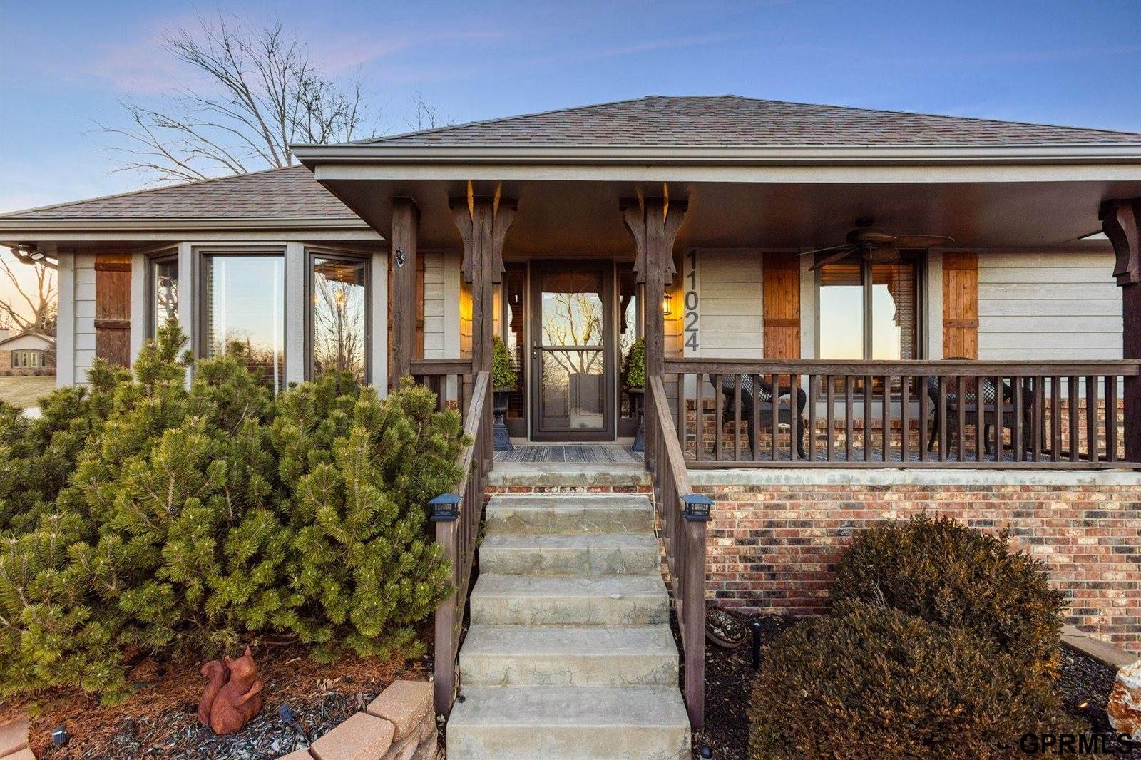 11024 North 61St Street, Omaha, NE 68152