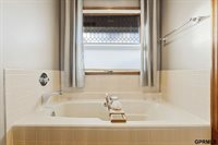 11024 North 61St Street, Omaha, NE 68152