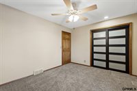 11024 North 61St Street, Omaha, NE 68152