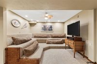 11024 North 61St Street, Omaha, NE 68152