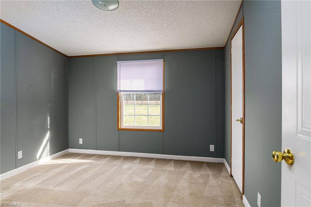 876 Mr Henry Road, Mocksville, NC 27028