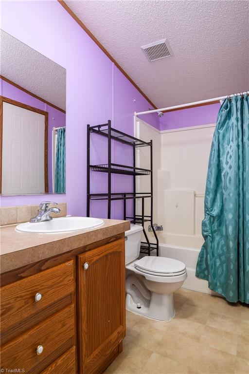 876 Mr Henry Road, Mocksville, NC 27028