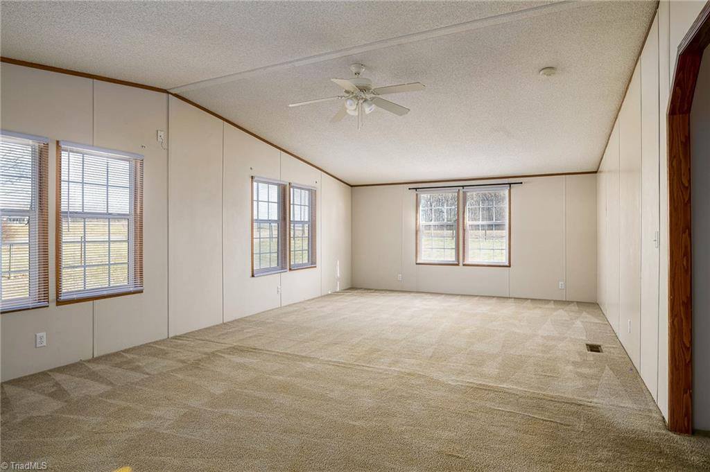 876 Mr Henry Road, Mocksville, NC 27028