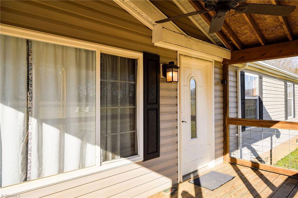 876 Mr Henry Road, Mocksville, NC 27028