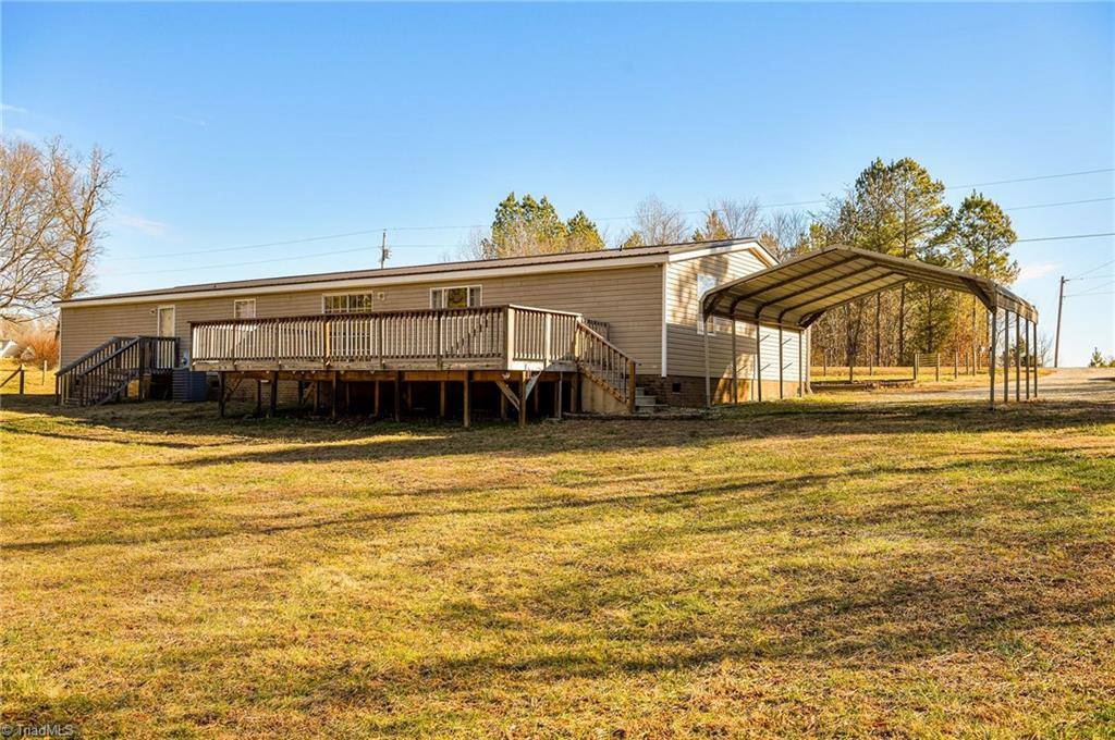 876 Mr Henry Road, Mocksville, NC 27028