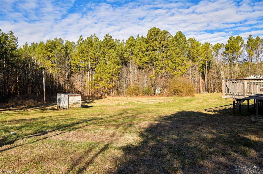 876 Mr Henry Road, Mocksville, NC 27028