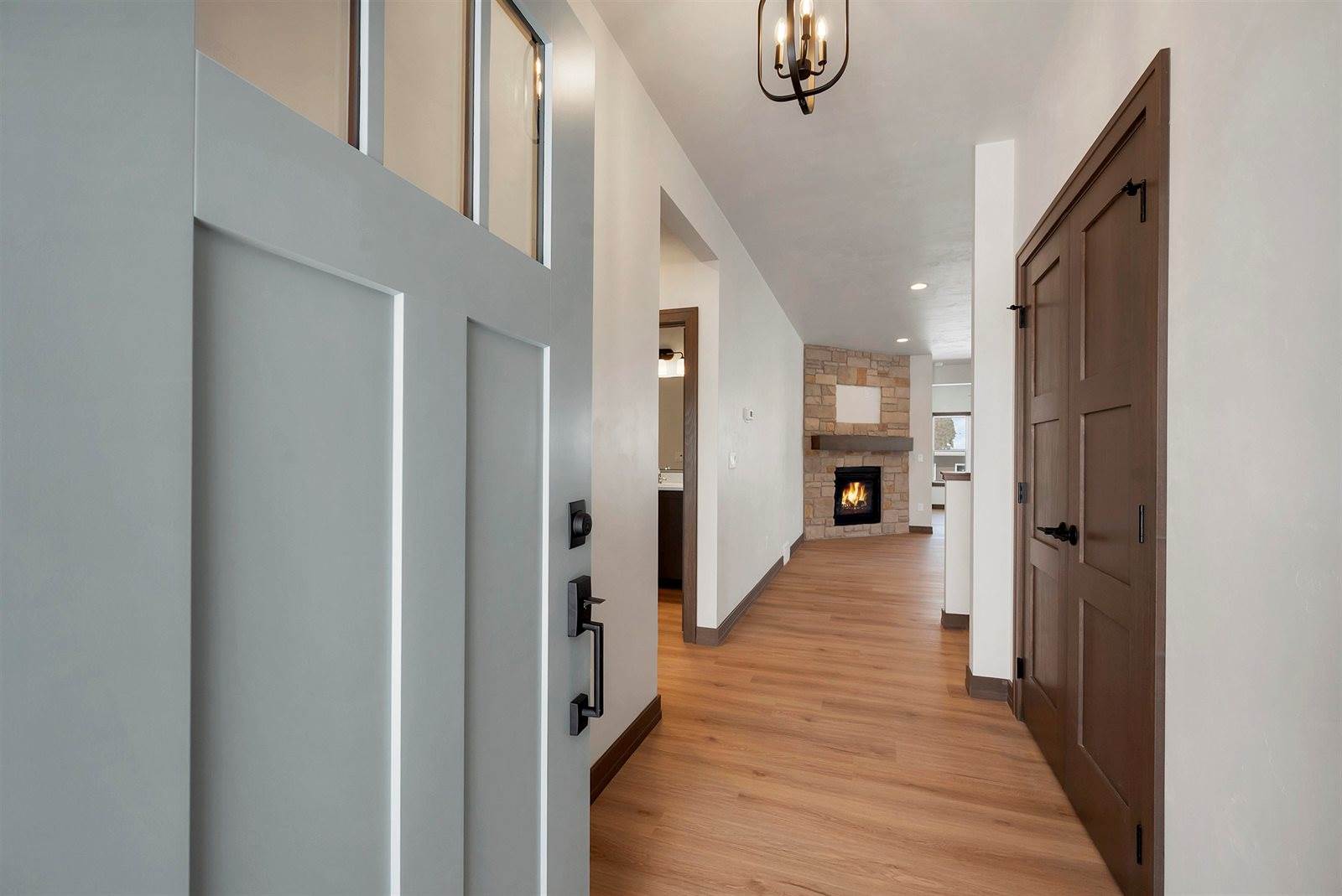 2362 Whispering Wind Lane, Green Bay, WI 54303