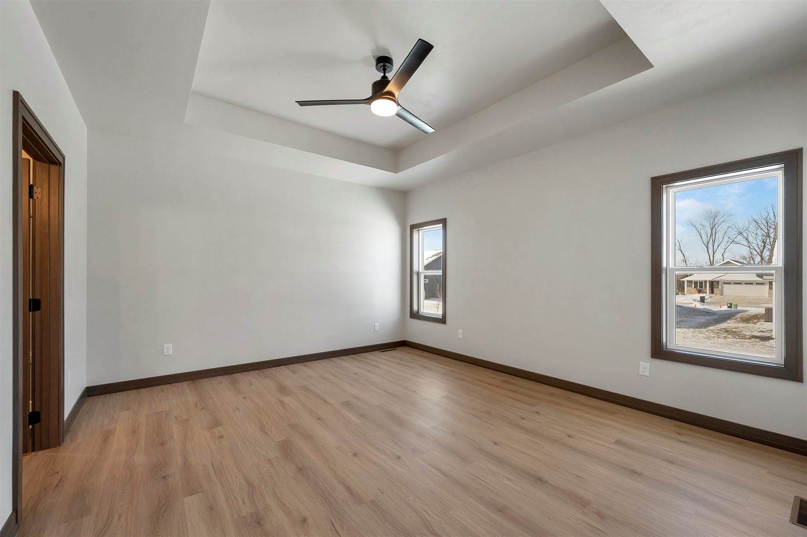 2362 Whispering Wind Lane, Green Bay, WI 54303