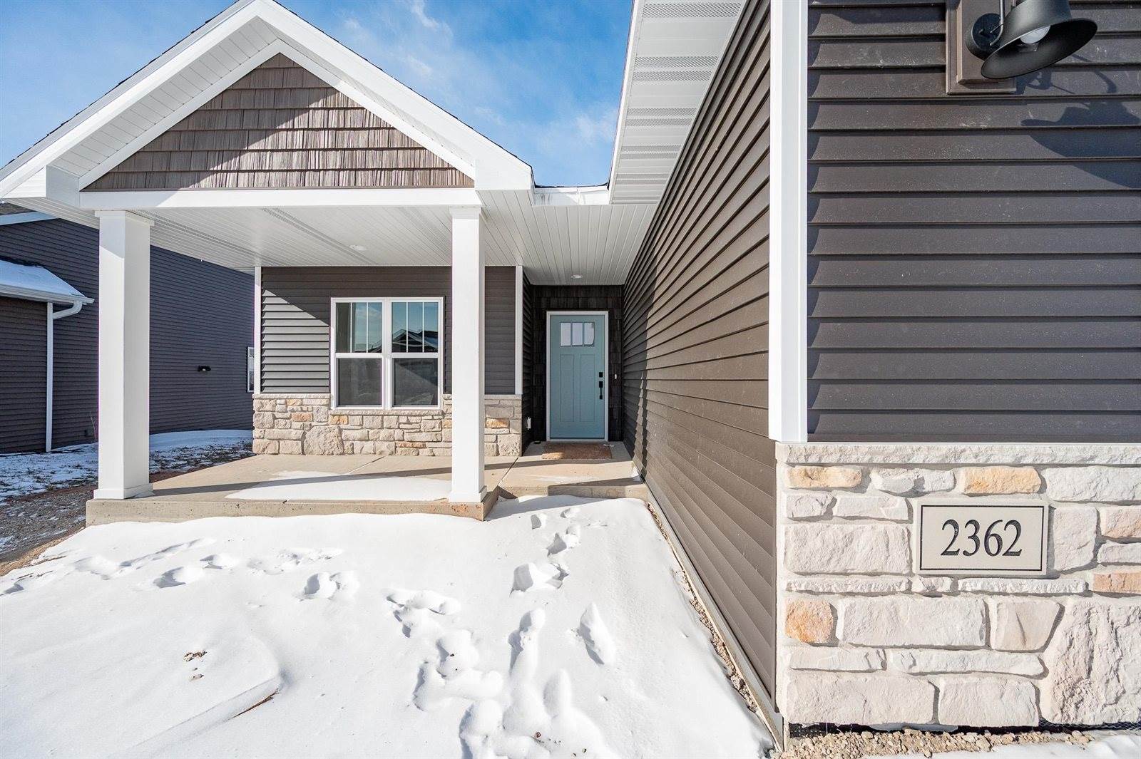 2362 Whispering Wind Lane, Green Bay, WI 54303