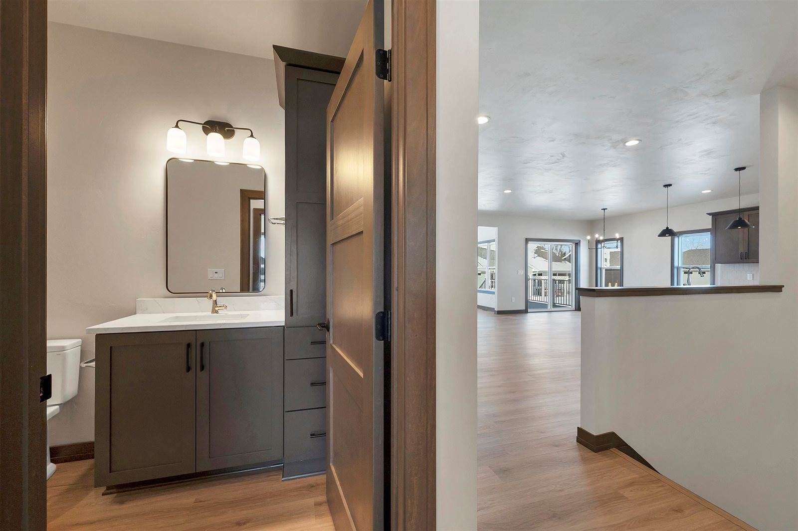 2362 Whispering Wind Lane, Green Bay, WI 54303