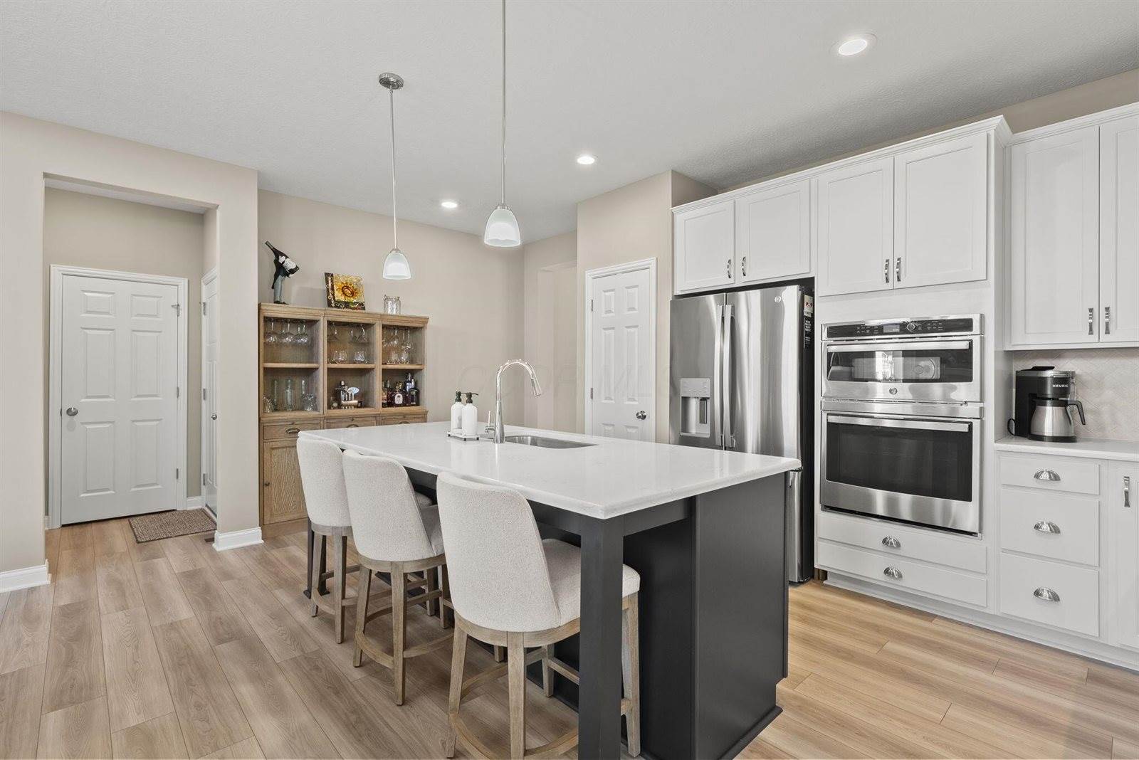 5728 Shadowfair Lane, Powell, OH 43065