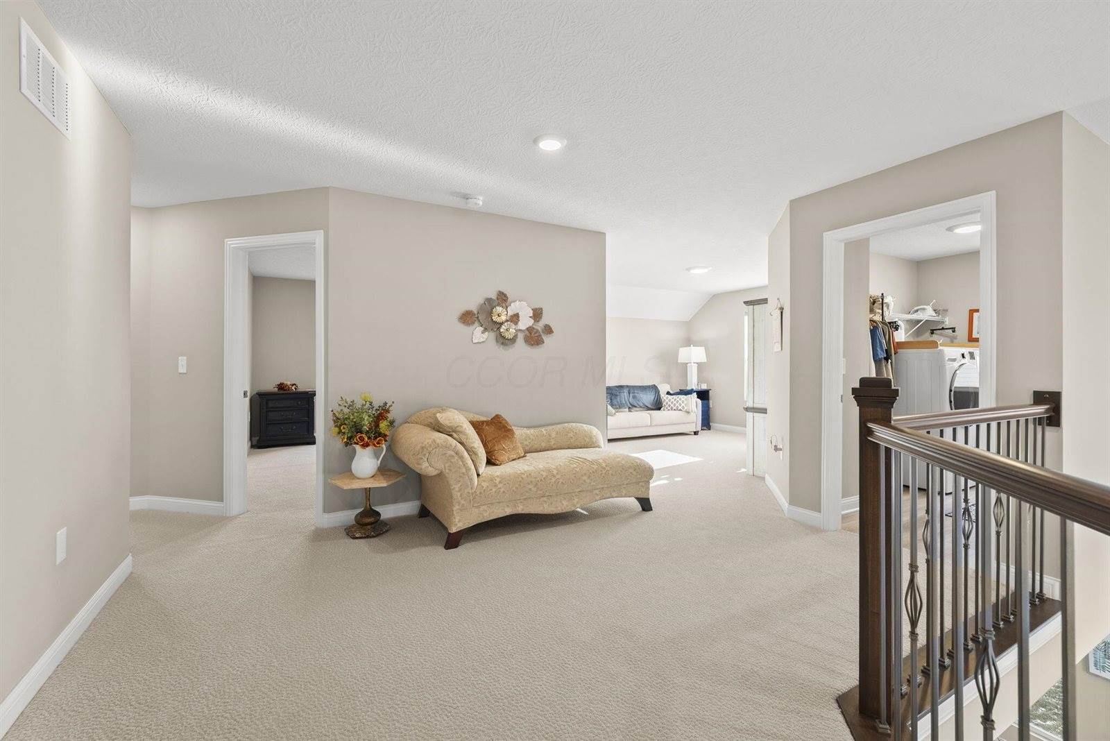 5728 Shadowfair Lane, Powell, OH 43065