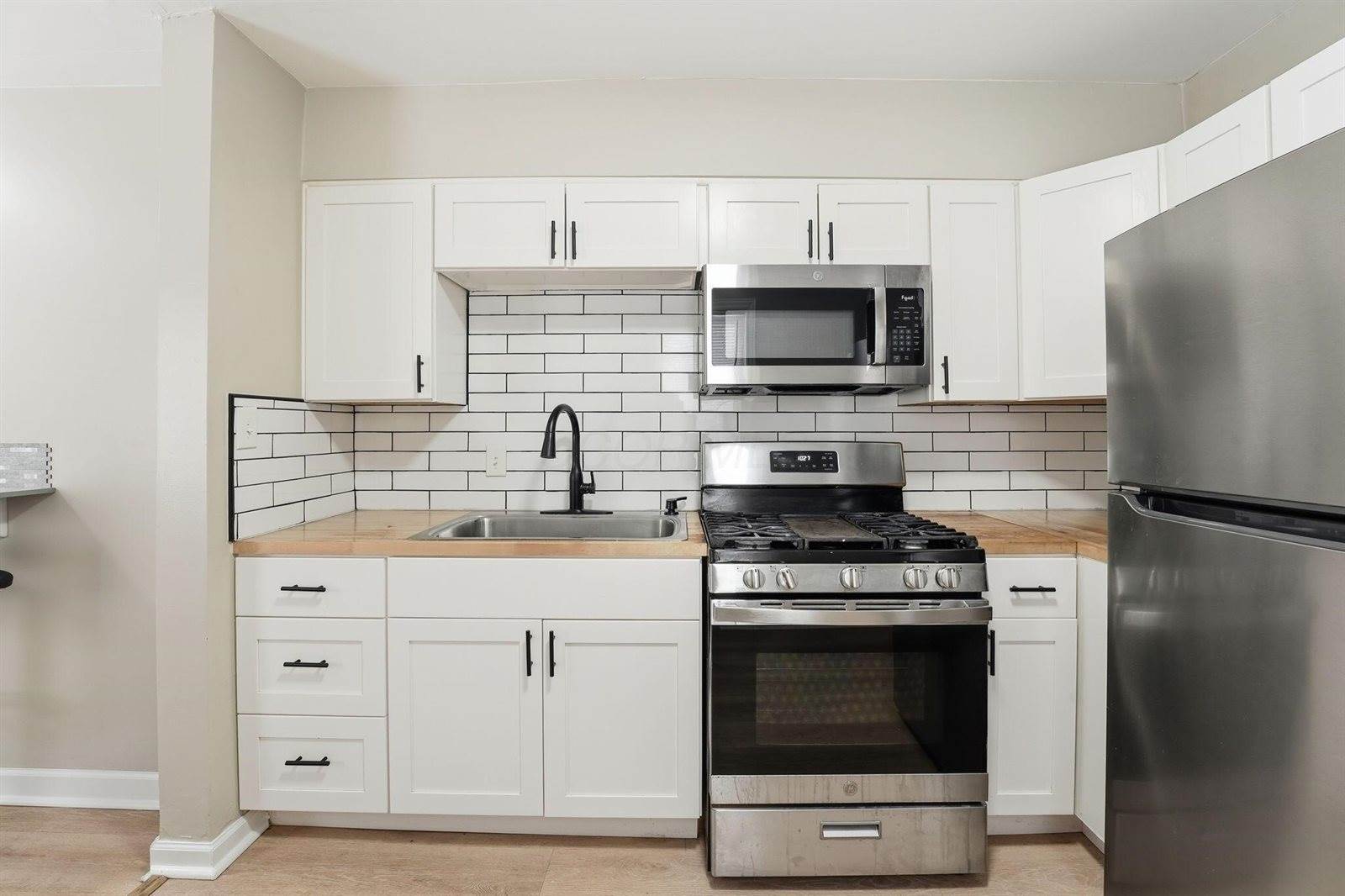 1533 East 26th Avenue, Columbus, OH 43211