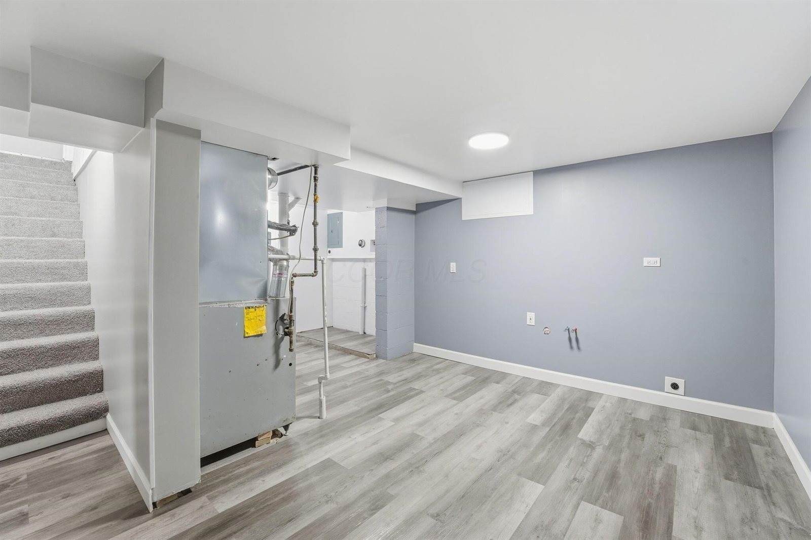 1533 East 26th Avenue, Columbus, OH 43211