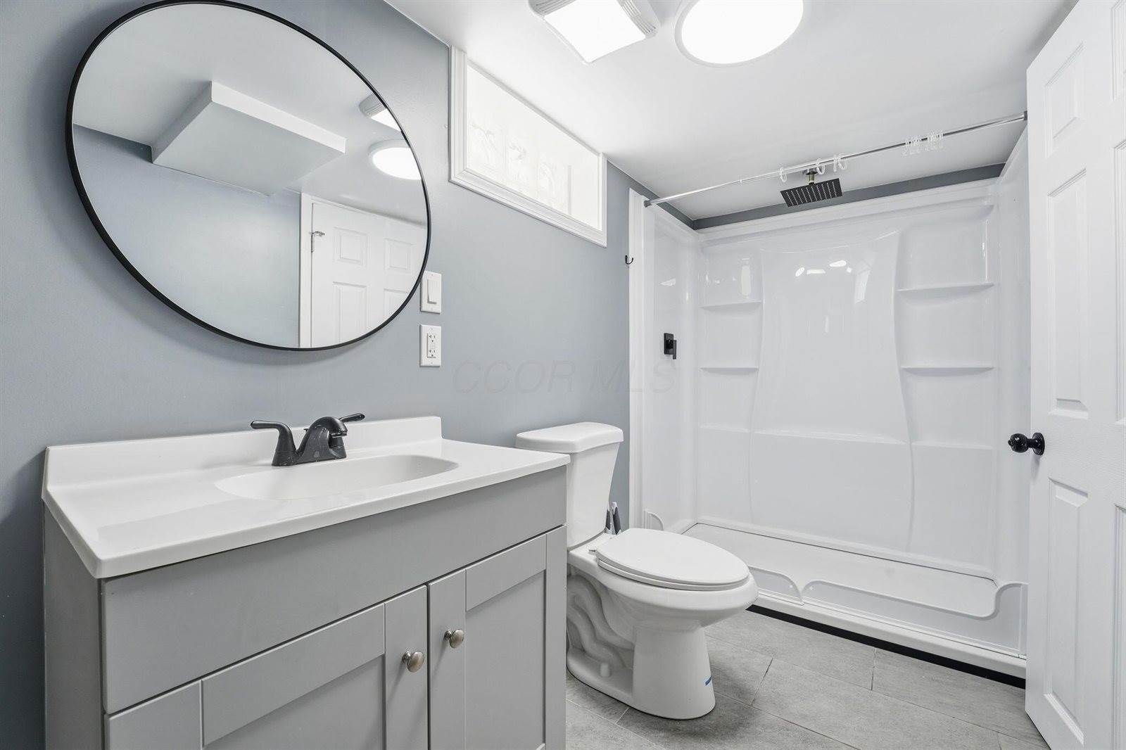 1533 East 26th Avenue, Columbus, OH 43211