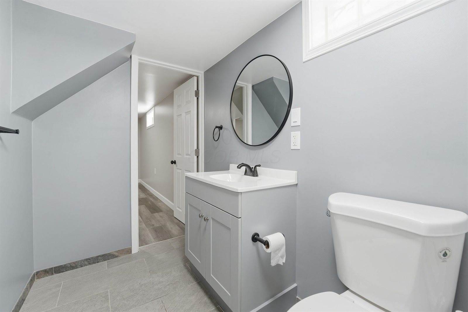 1533 East 26th Avenue, Columbus, OH 43211