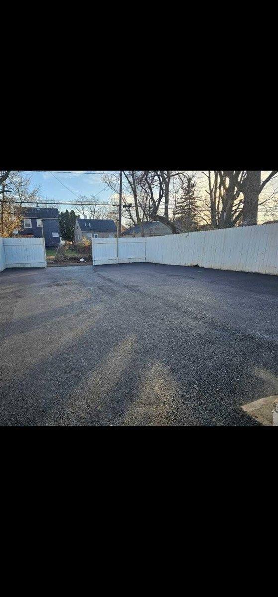 1533 East 26th Avenue, Columbus, OH 43211