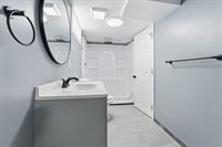 1533 East 26th Avenue, Columbus, OH 43211