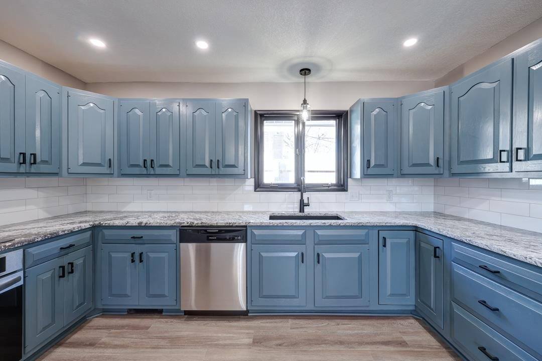 1719 Maris St, Winfield, KS 67156