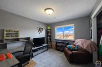 5725 SW 22nd Ter, Topeka, KS 66614