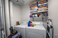 5725 SW 22nd Ter, Topeka, KS 66614