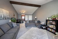 5725 SW 22nd Ter, Topeka, KS 66614