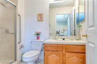 95 Farnworth Close, Freehold, NJ 07728