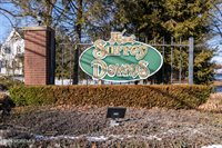 95 Farnworth Close, Freehold, NJ 07728