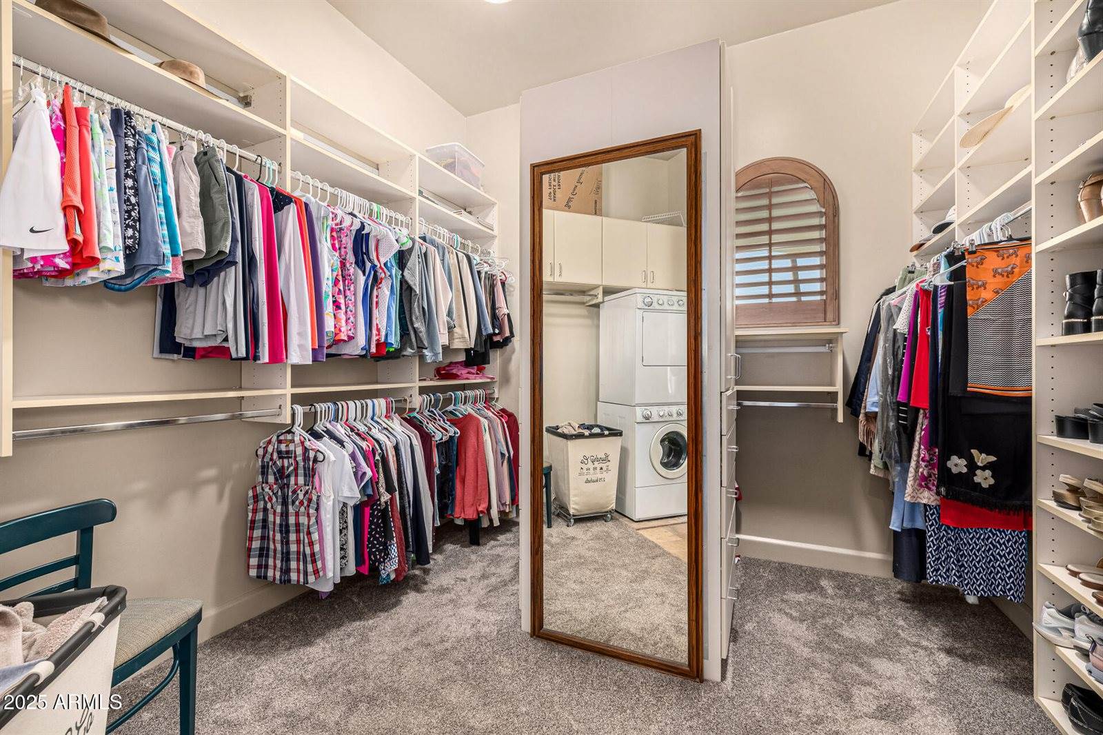 20 East Oakwood Hills Drive, Chandler, AZ 85248