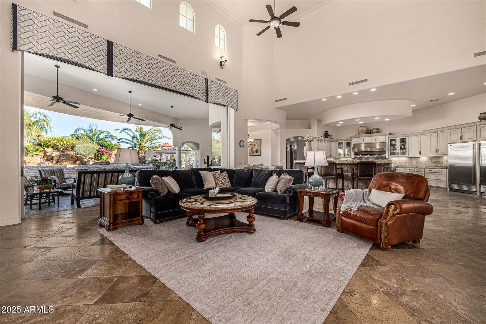 20 East Oakwood Hills Drive, Chandler, AZ 85248