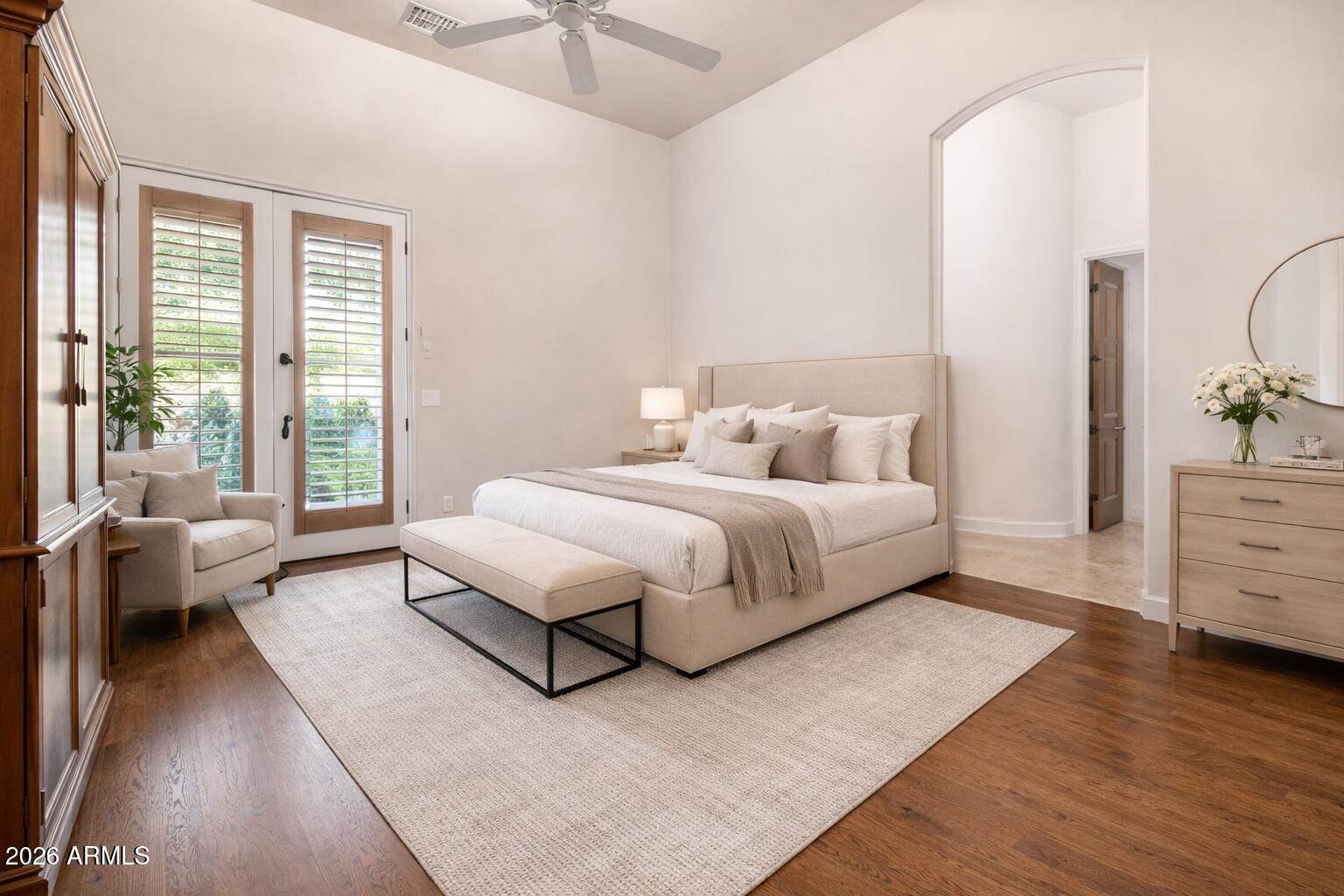 20 East Oakwood Hills Drive, Chandler, AZ 85248