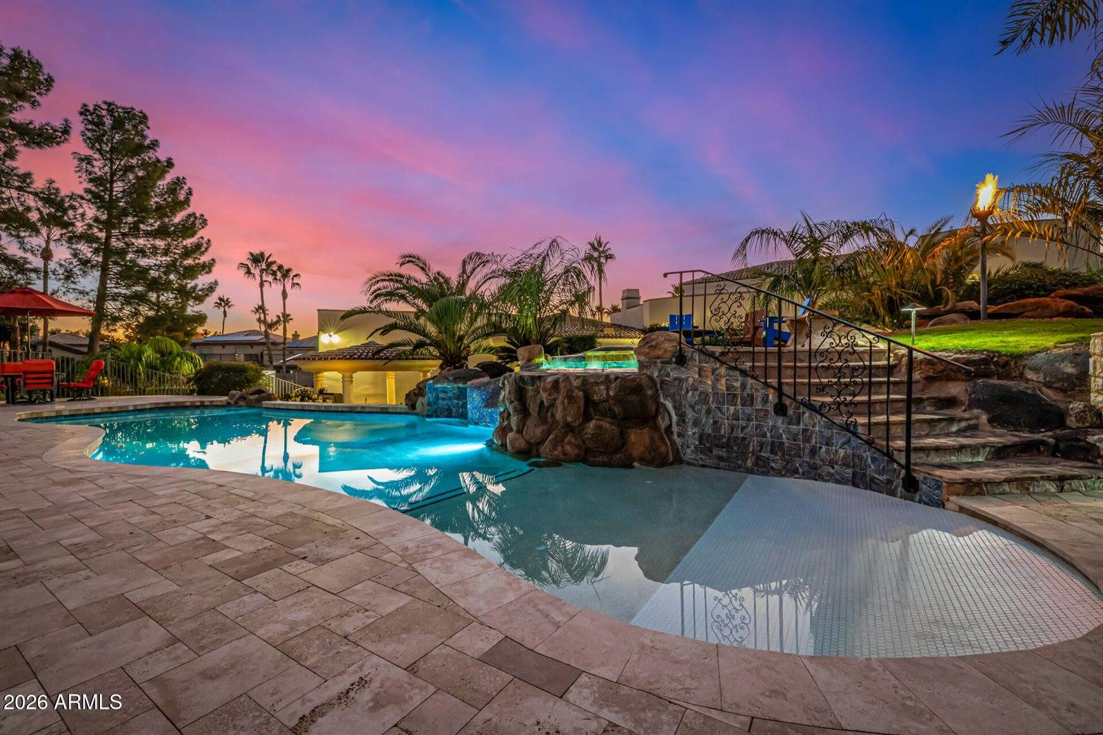 20 East Oakwood Hills Drive, Chandler, AZ 85248