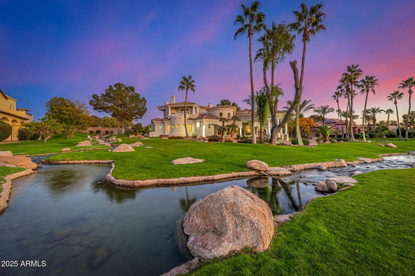 20 East Oakwood Hills Drive, Chandler, AZ 85248