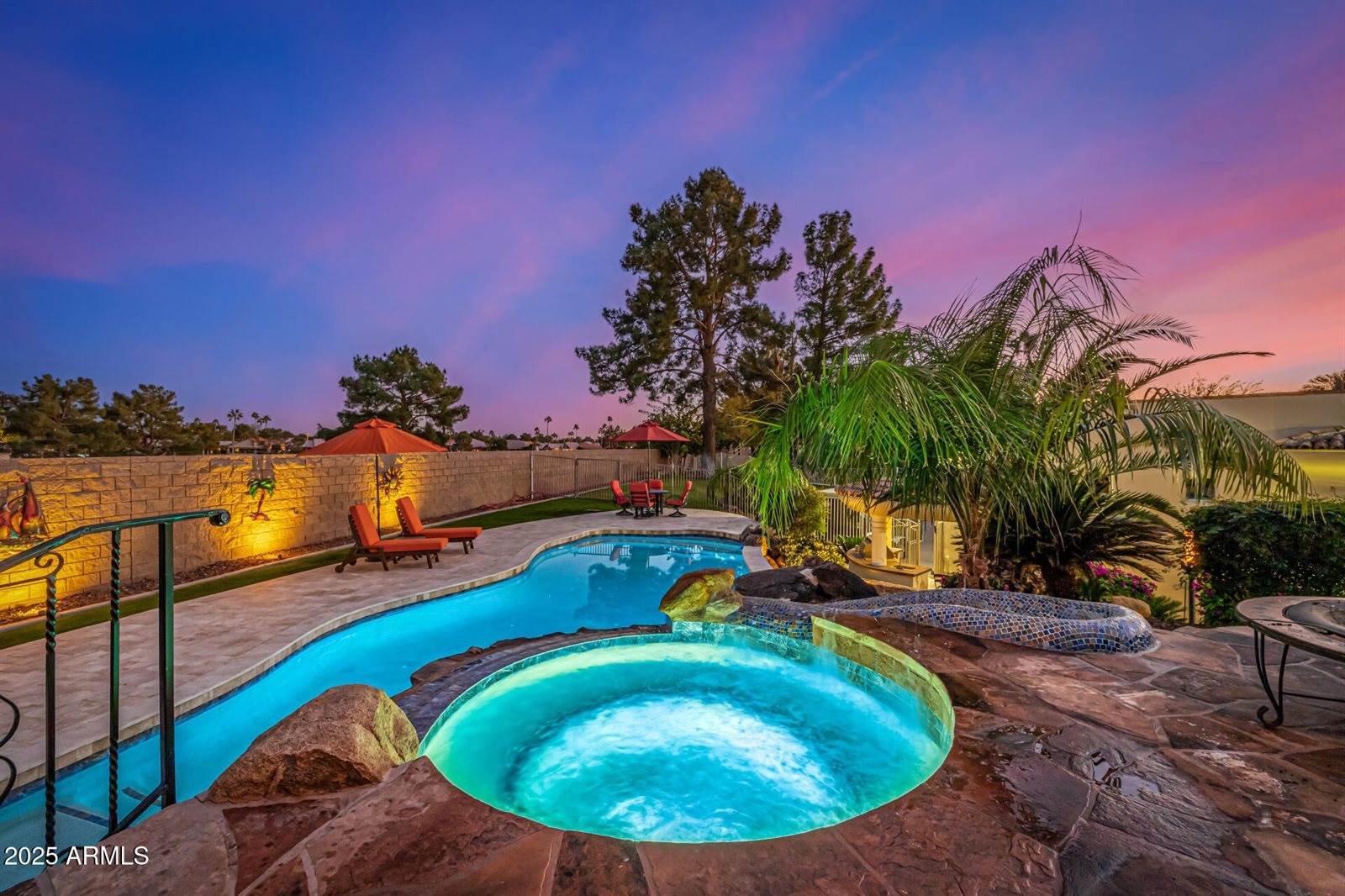 20 East Oakwood Hills Drive, Chandler, AZ 85248